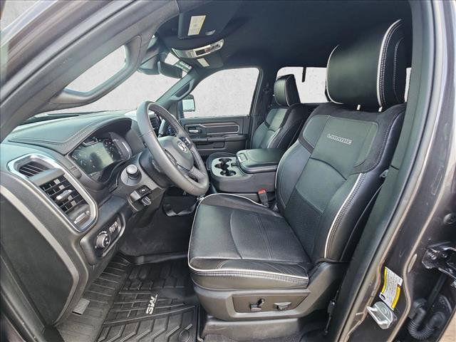 Used 2026 RAM 2500 Laramie AWD/4WD image 15