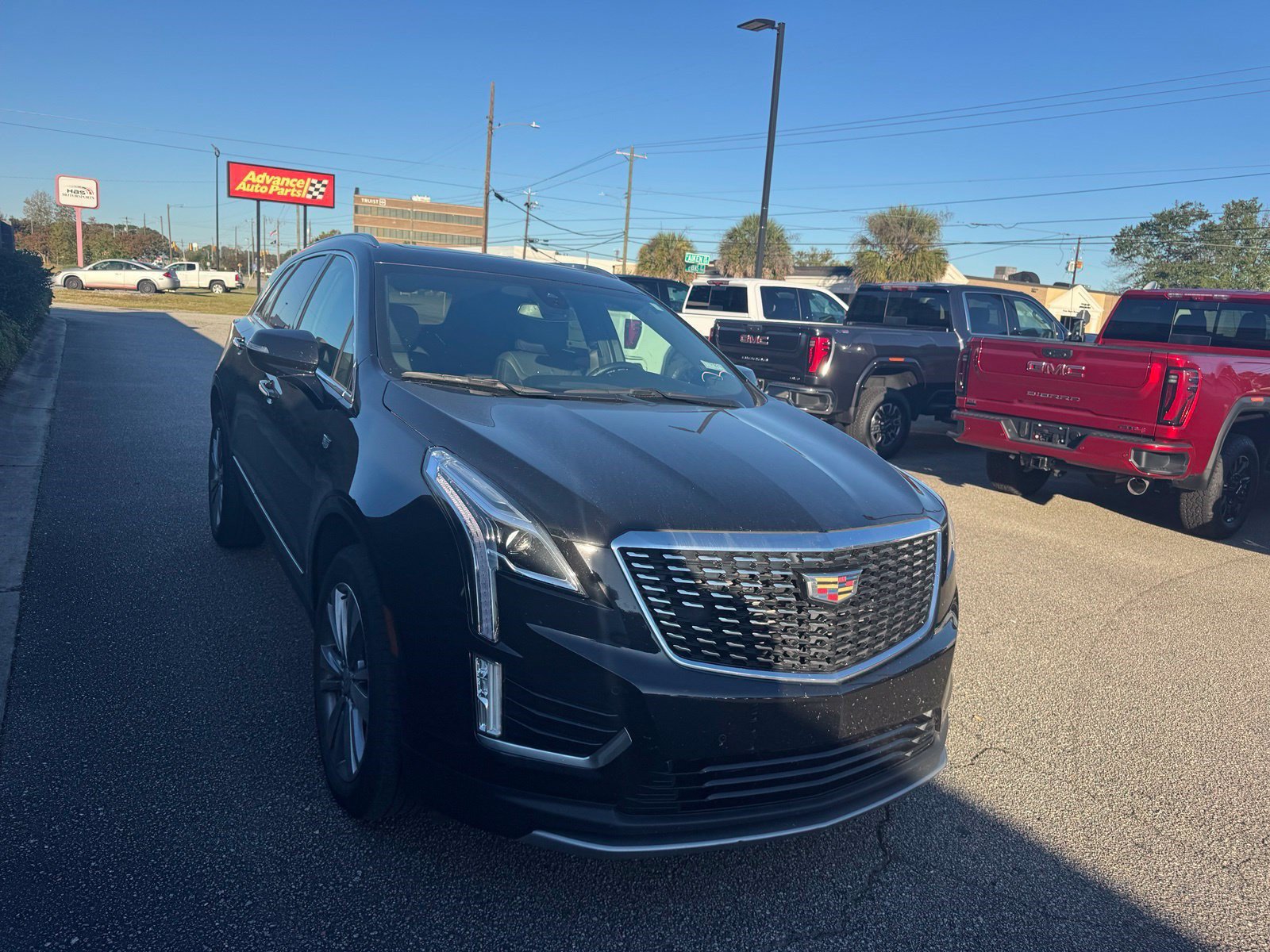 Used 2024 Cadillac XT5 Premium Luxury w/ LPO, Floor Liner Package AWD/4WD image 9