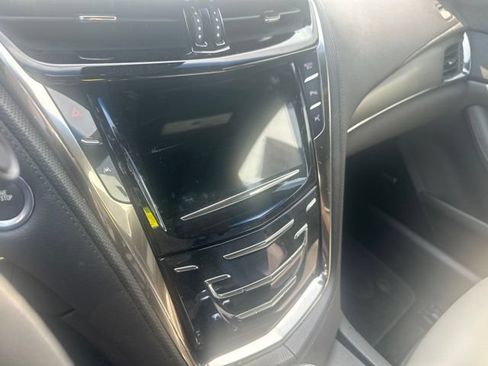 Used 2019 Cadillac CTS V w/ Carbon Fiber Package RWD image 12