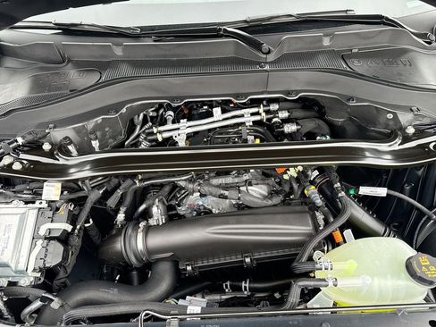 New 2026 Ford Explorer ST-Line w/ ST-Line Street Pack image 27