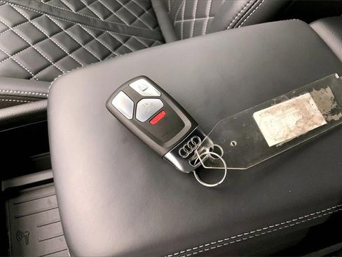 Certified 2022 Audi S4 Premium Plus w/ Premium Plus Package image 11