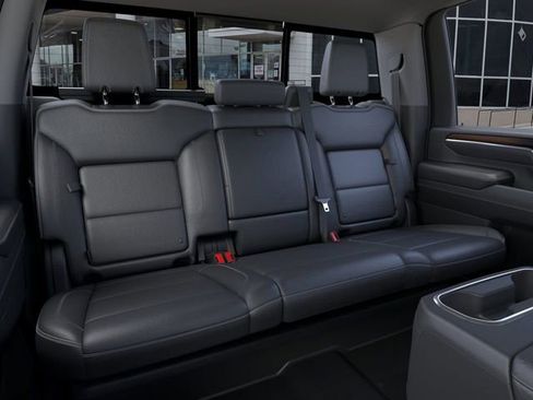 New 2025 GMC Sierra 3500 Denali w/ Denali Reserve Package image 17