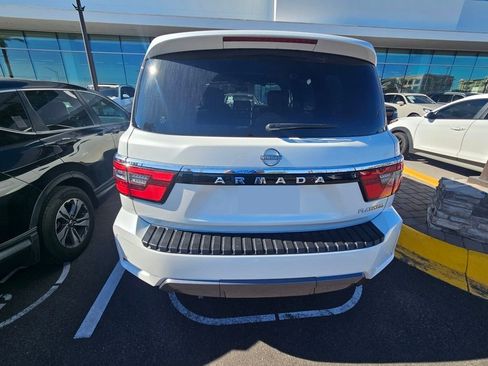 Used 2022 Nissan Armada Platinum w/ Captain's Chairs Package image 5