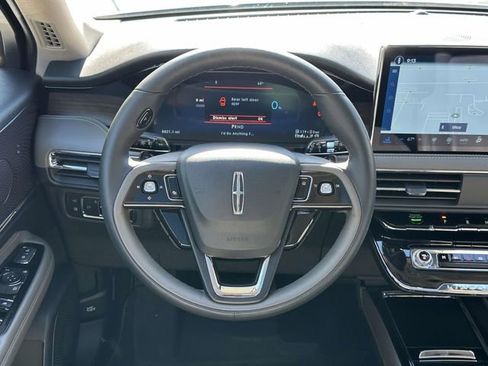 Used 2025 Lincoln Corsair Grand Touring w/ Equipment Group 301A AWD/4WD image 20