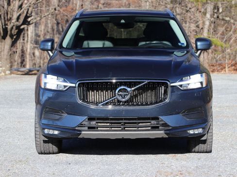 Used 2018 Volvo XC60 T6 Momentum w/ Convenience Package image 41