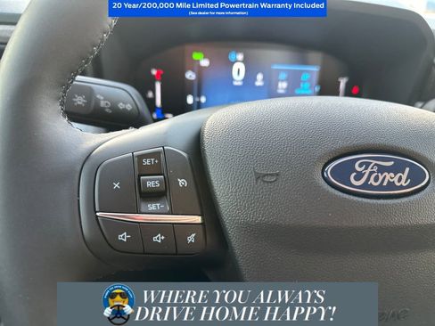 New 2026 Ford Maverick XLT w/ XLT Luxury Package FWD image 14