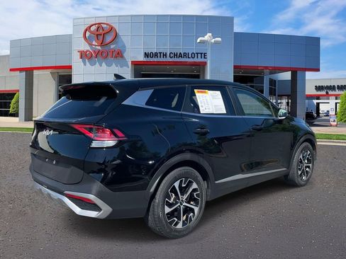 Used 2023 Kia Sportage EX FWD image 7