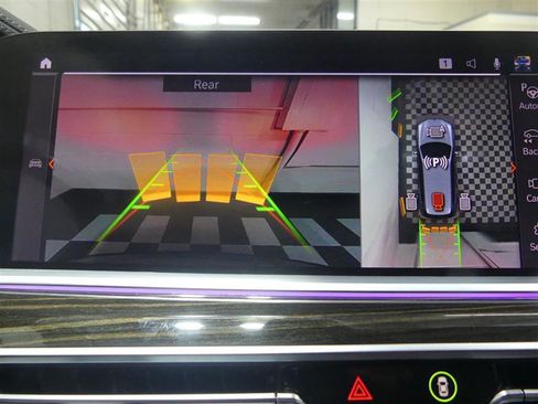 Used 2020 BMW X7 xDrive40i w/ Premium Package image 12