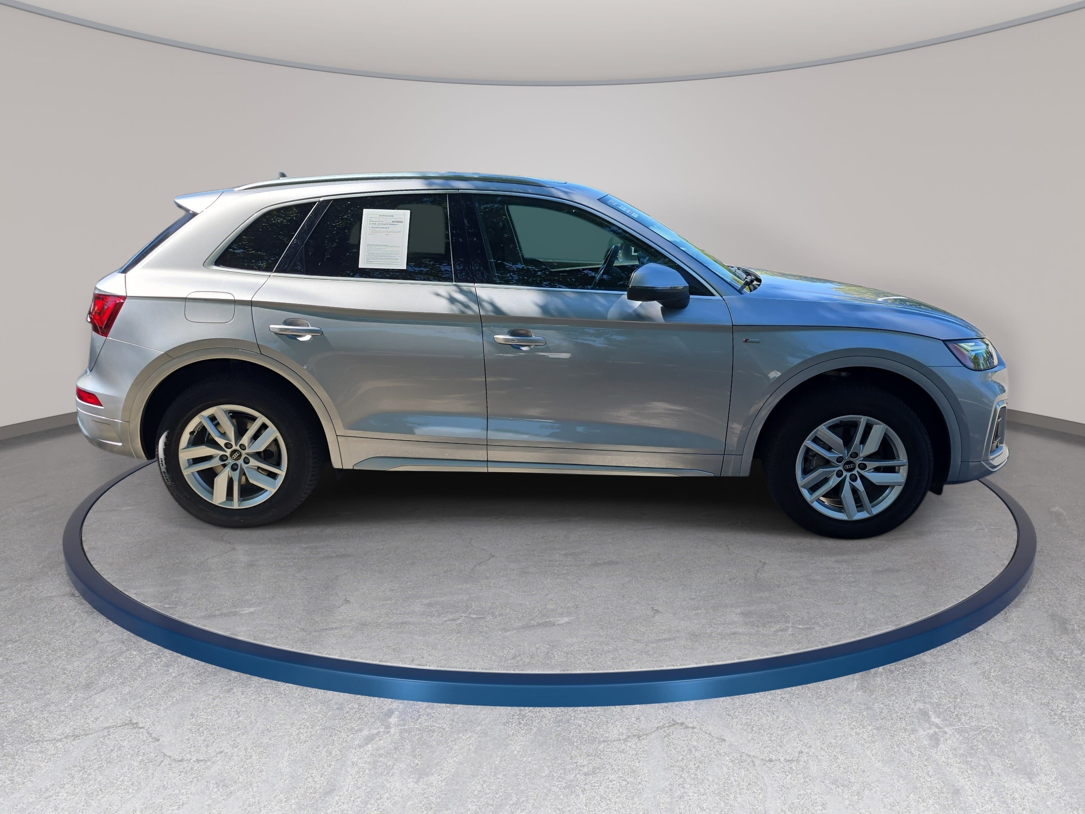Used 2023 Audi Q5 2.0T Premium w/ Convenience Package AWD/4WD image 4