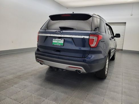 Used 2017 Ford Explorer XLT w/ Equipment Group 201A image 7