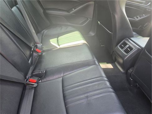 Used 2018 Honda Accord EX-L image 25