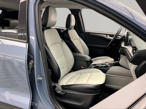 Certified 2024 Ford Escape SE FWD image 7