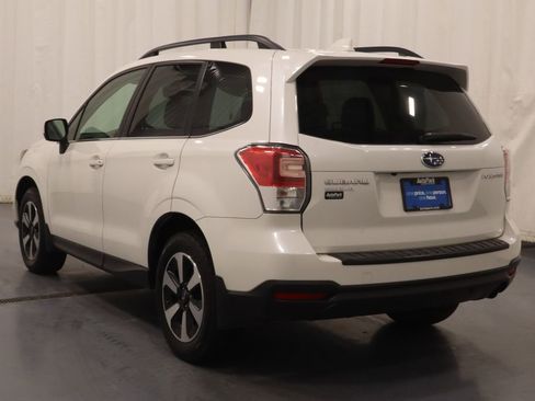 Used 2018 Subaru Forester 2.5i Limited AWD/4WD image 8