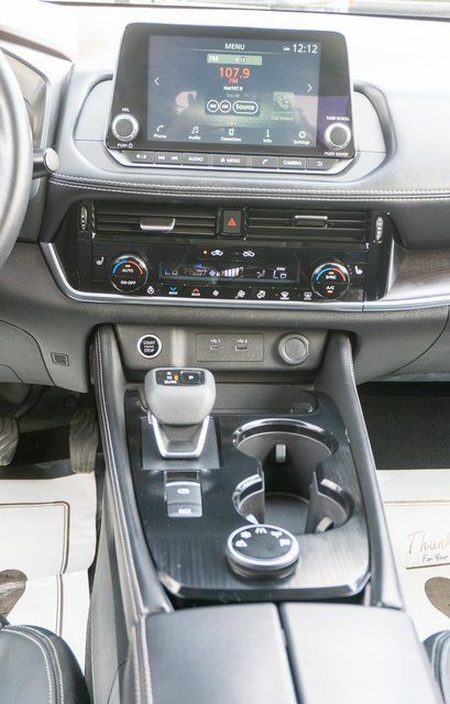 Used 2021 Nissan Rogue SL AWD/4WD image 16