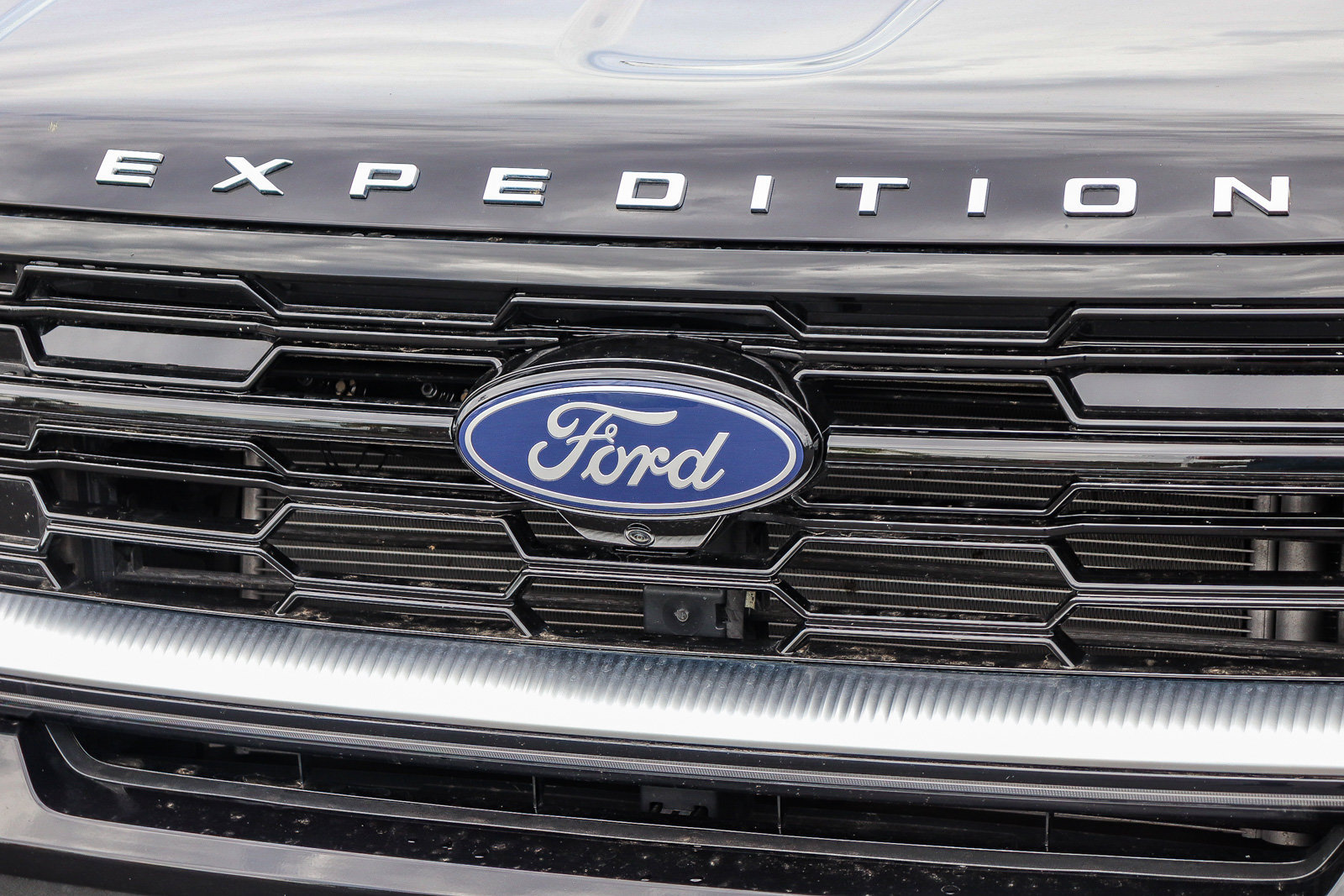Certified 2025 Ford Expedition Platinum AWD/4WD image 11