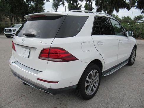Used 2019 Mercedes-Benz GLE 400 4MATIC image 7