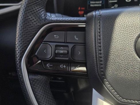 Used 2024 Toyota Tundra Limited image 14