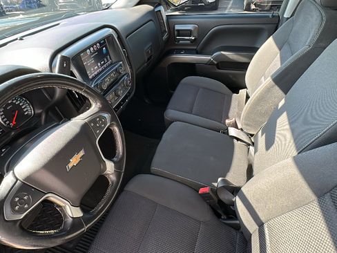 Used 2018 Chevrolet Silverado 1500 LT w/ All Star Edition image 24