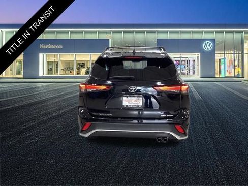 Used 2023 Toyota Highlander XSE AWD/4WD image 27