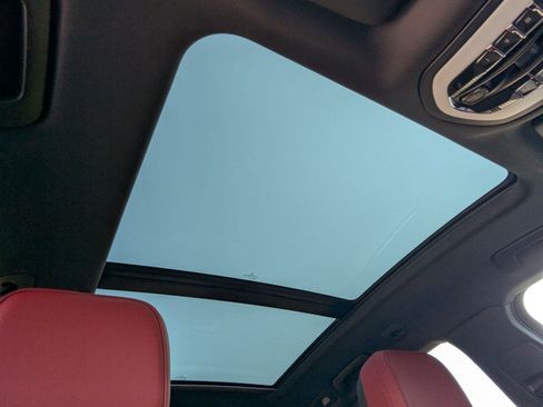 New 2025 Porsche Macan S image 26