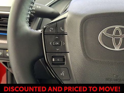 Used 2026 Toyota Prius XLE image 27