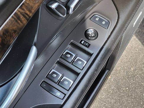 Used 2018 Cadillac CT6 Luxury AWD/4WD image 16