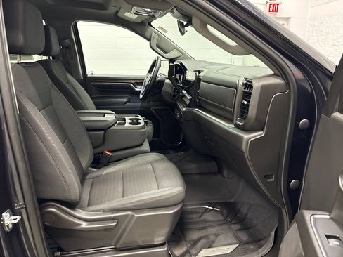 Used 2023 Chevrolet Silverado 1500 LT w/ Protection Package AWD/4WD image 37