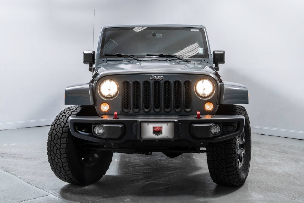 Used 2015 Jeep Wrangler Unlimited Rubicon AWD/4WD image 10