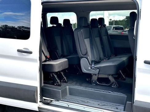 Used 2023 Ford Transit 350 XLT image 17