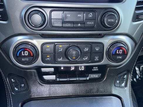 Used 2018 Chevrolet Tahoe Premier RWD image 8