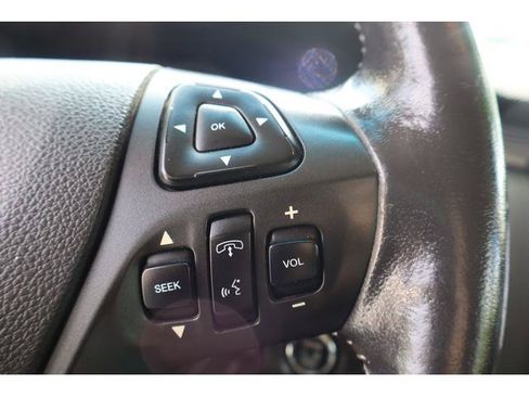 Used 2016 Ford Flex SEL w/ Equipment Group 202A FWD image 17