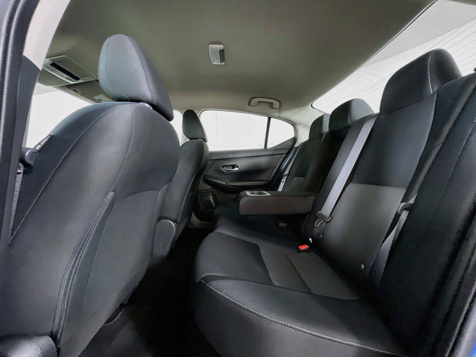 Used 2022 Nissan Sentra SV FWD image 19