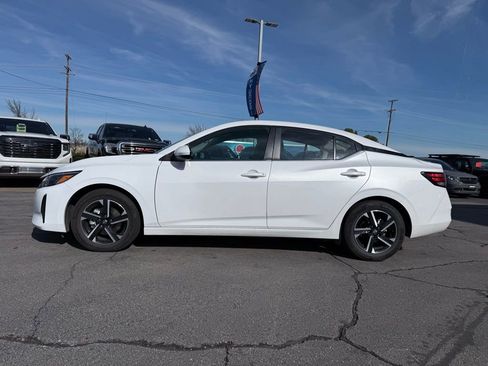 Used 2024 Nissan Sentra SV image 4