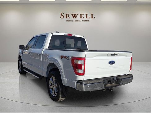 Used 2023 Ford F150 Lariat w/ Trailer Tow Package image 3