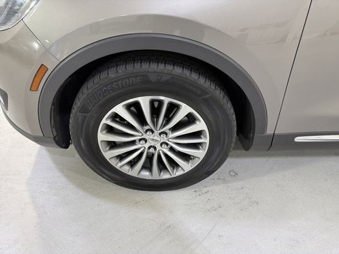 Used 2016 Lincoln MKX Select w/ Select Plus Package image 9