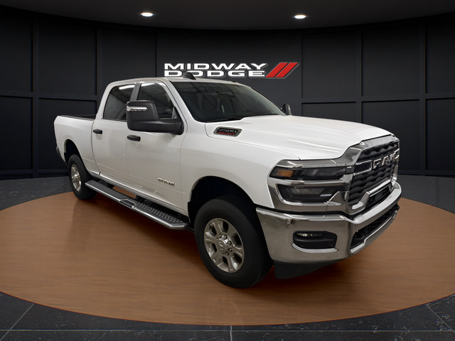 Used 2025 RAM 2500 Big Horn AWD/4WD image 1