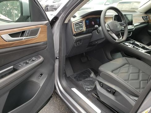 New 2026 Volkswagen Atlas SE AWD/4WD image 6