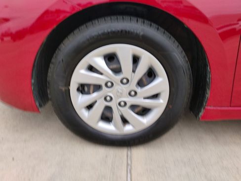 Used 2019 Hyundai Elantra SE image 30