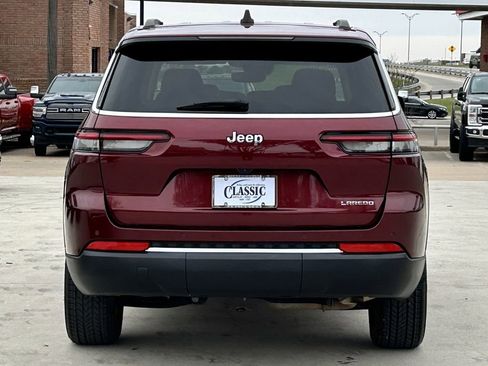 Used 2023 Jeep Grand Cherokee L Laredo image 5