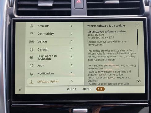 Used 2022 Land Rover Discovery S AWD/4WD image 22