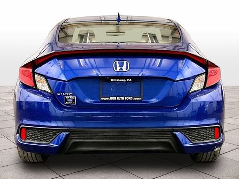 Used 2019 Honda Civic EX image 4