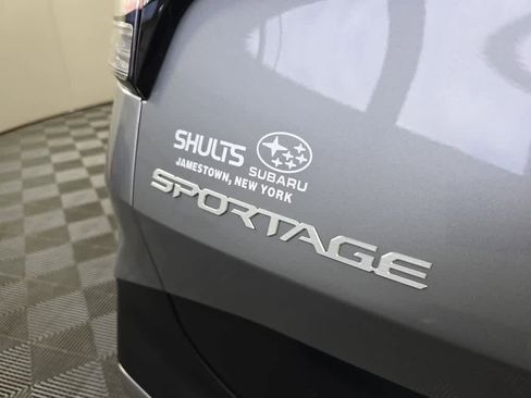 Used 2023 Kia Sportage LX image 15