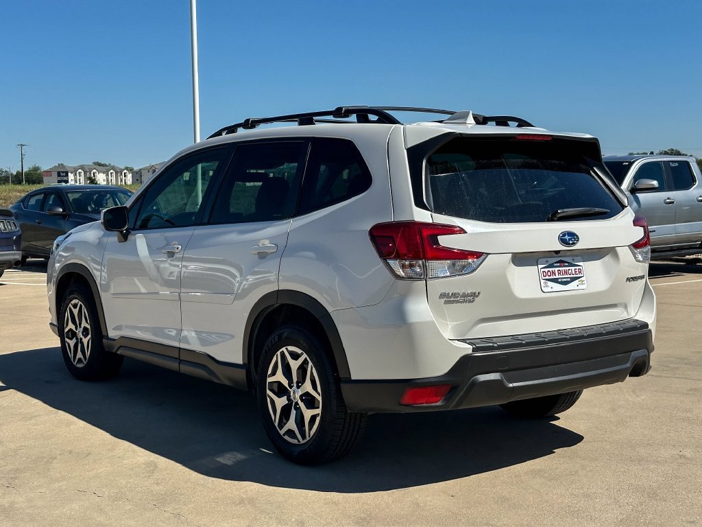 Used 2022 Subaru Forester Premium w/ Popular Package #2 AWD/4WD image 5
