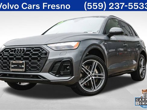 Used 2022 Audi Q5 e Prestige w/ Prestige Package image 1