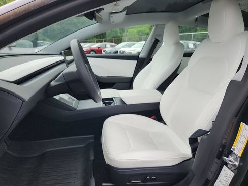 Used 2025 Tesla Model 3 Long Range RWD image 16