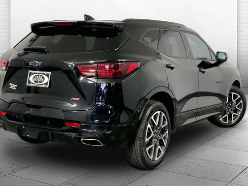 Used 2025 Chevrolet Blazer RS w/ Enhanced Convenience Package AWD/4WD image 13