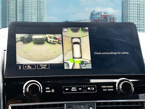 Used 2023 Nissan Armada SL w/ Midnight Edition Package image 25