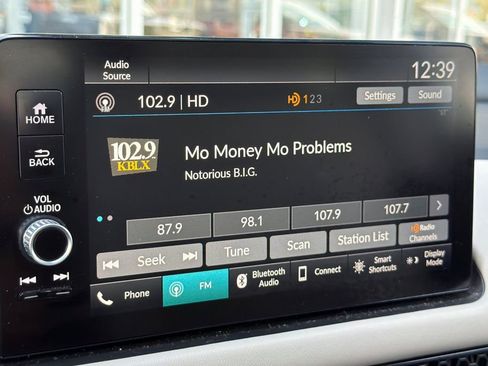 Used 2023 Honda HR-V EX-L image 17