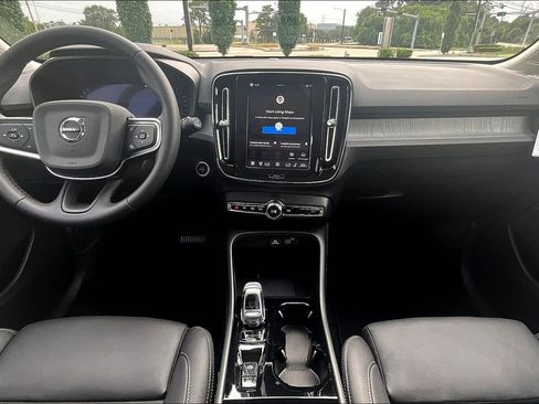 New 2026 Volvo XC40 B4 Plus w/ Protection Package Premier image 9