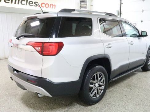 Used 2017 GMC Acadia SLT image 6
